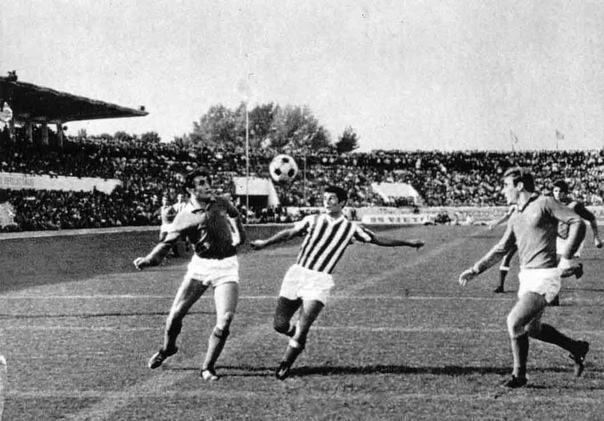В 1981 году две ирландские команды ФК «Каллинаферси» играли один матч трое суток